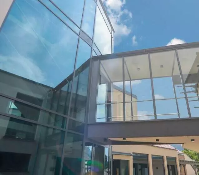 Spree. Hotel Am Hafen