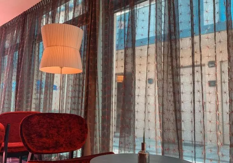 Spree. Hotel Am Hafen