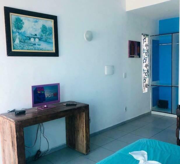 호스텔 House Marina Beach