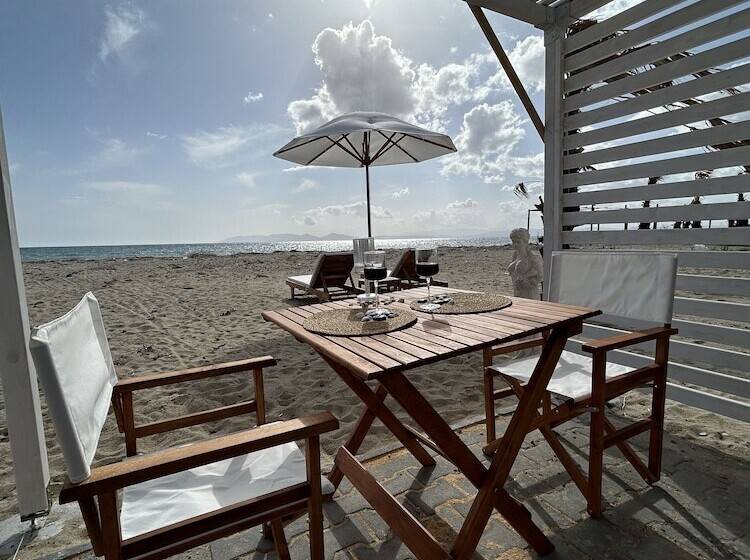 تختخواب و صبحانه Soho Ayvalık