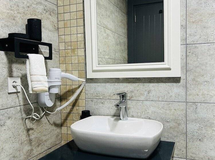 تختخواب و صبحانه Soho Ayvalık