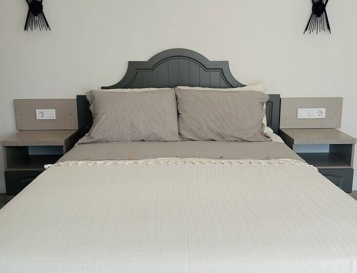 تختخواب و صبحانه Soho Ayvalık