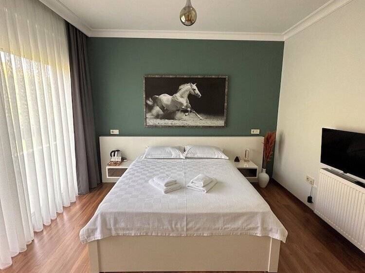 فندق Hestia Ilica