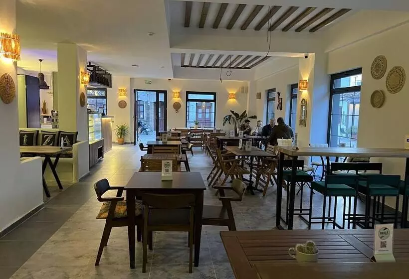 هتل Panaya