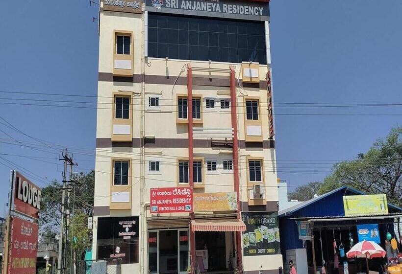 Hotel Staymaker Anjaneya Comforts