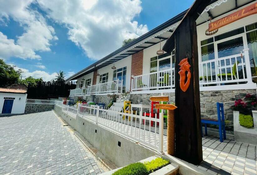 فندق Willow Lake