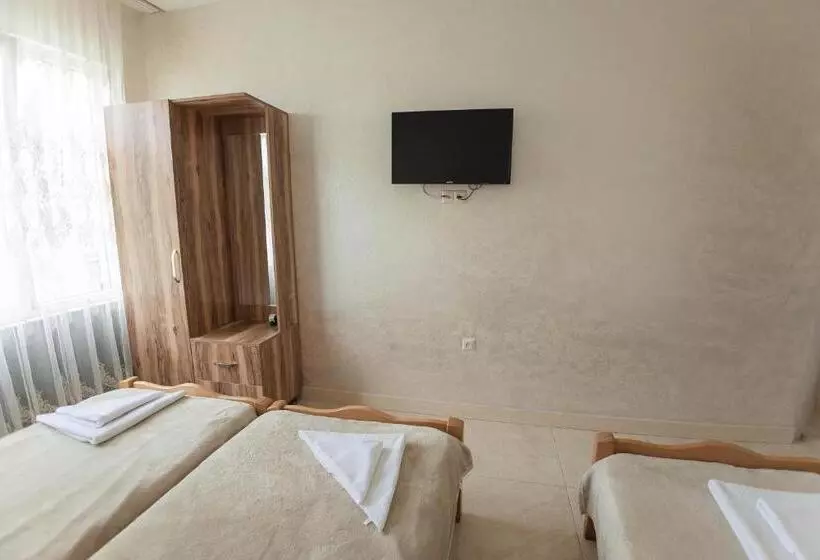 پانسیون Guest House Ocean Force