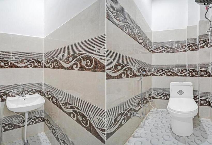 בית מלון כפרי Oyo Flagship 81011 Palacio Inn