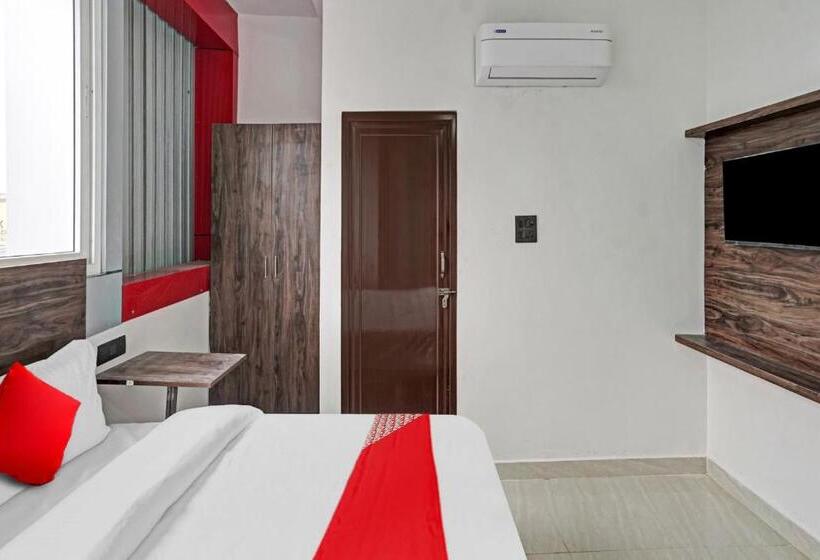 בית מלון כפרי Oyo Flagship 81011 Palacio Inn