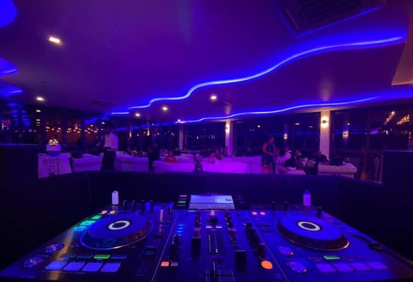 ホテル Trinco Boutique