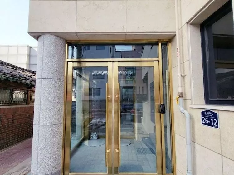 پانسیون J.hill House