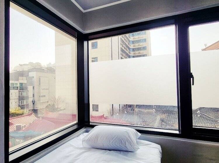 ペンション J.hill House