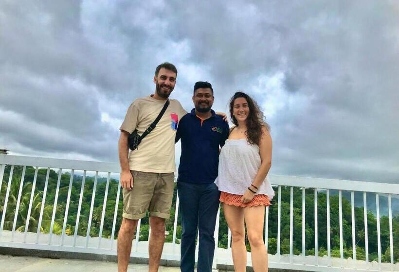 פנסיון Kandyan Mount Mirror Boutique Villa