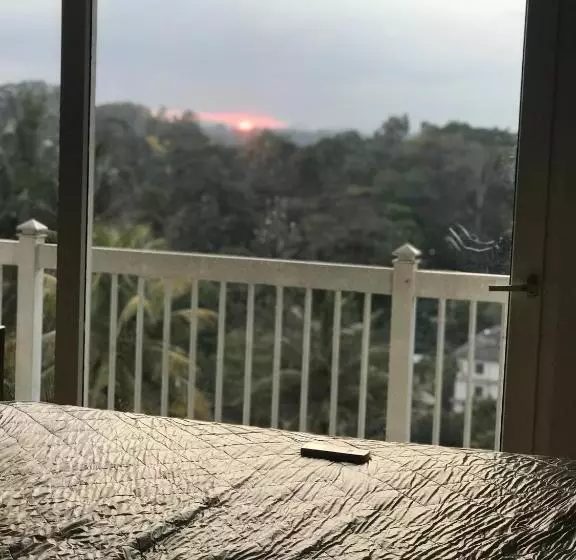 Majatalo Kandyan Mount Mirror Boutique Villa