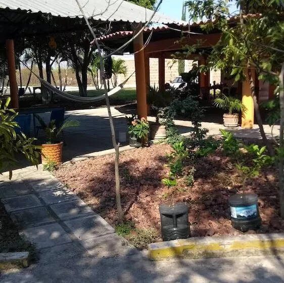 Majatalo Room In Guest Room   Hospedaje Familiar Op2