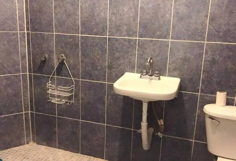 Majatalo Room In Guest Room   Hospedaje Familiar Op2