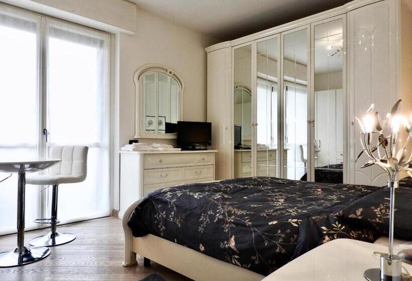 Пансион Sole Tra I Pini   Foresteria Lombarda