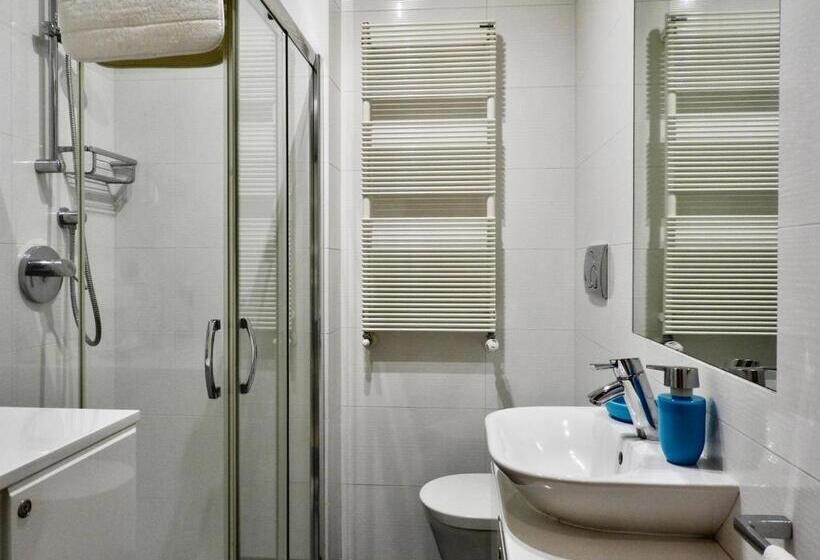 Пансион Sole Tra I Pini   Foresteria Lombarda