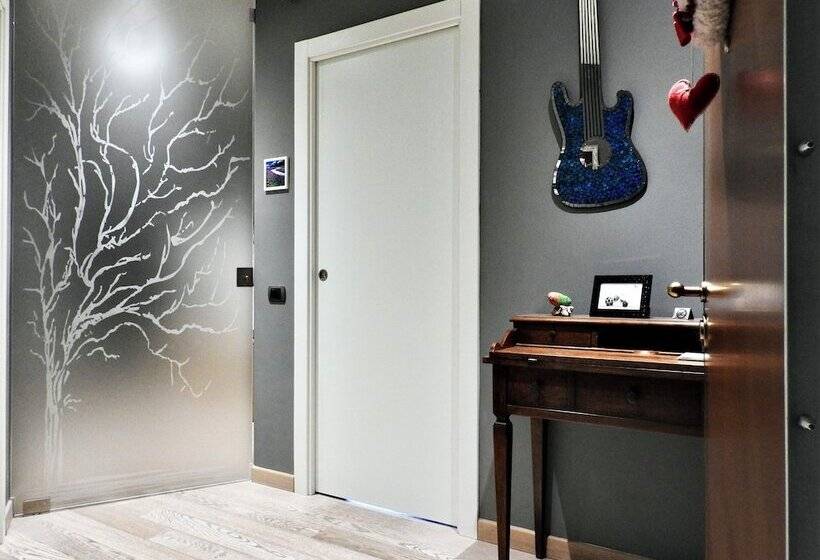 Пансион Sole Tra I Pini   Foresteria Lombarda