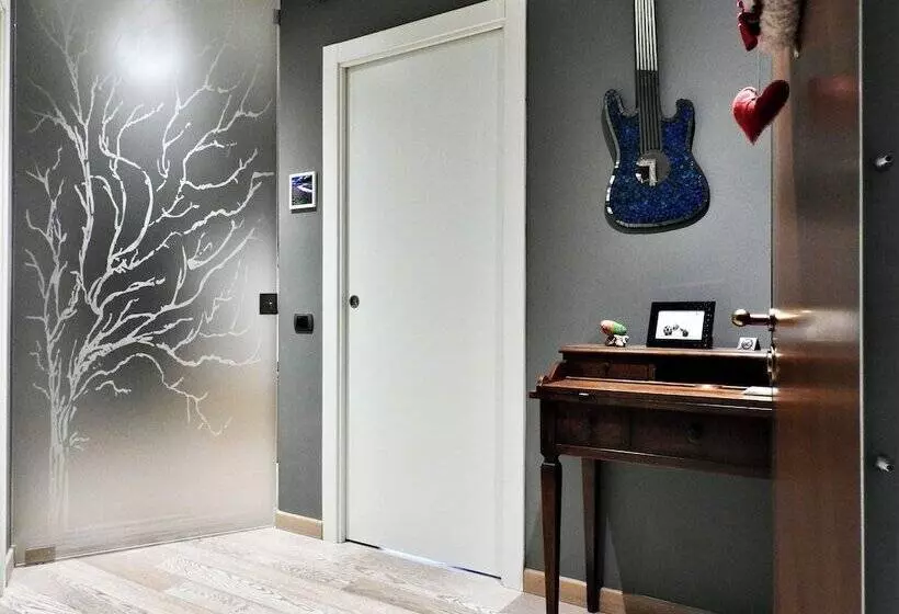 ペンション Sole Tra I Pini   Foresteria Lombarda