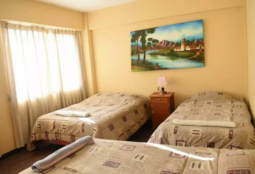 Solsticio Hostel