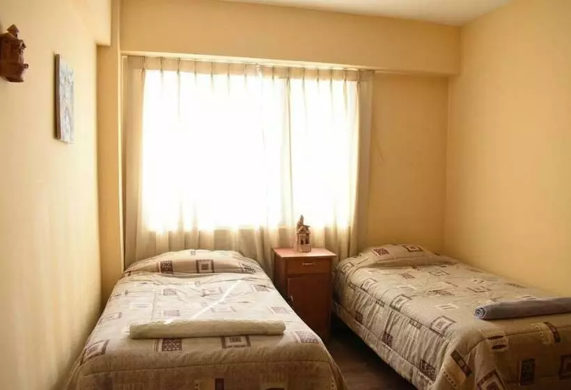Solsticio Hostel