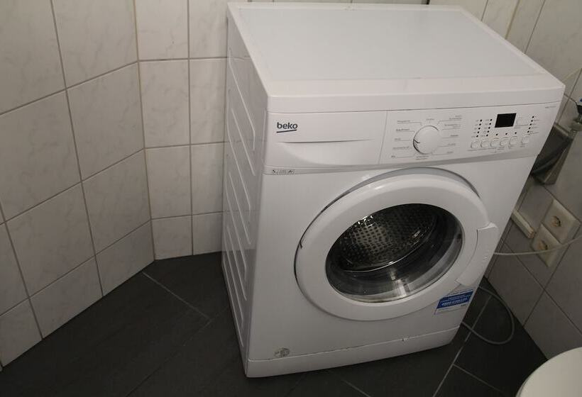 Stay2night City Center Hostel