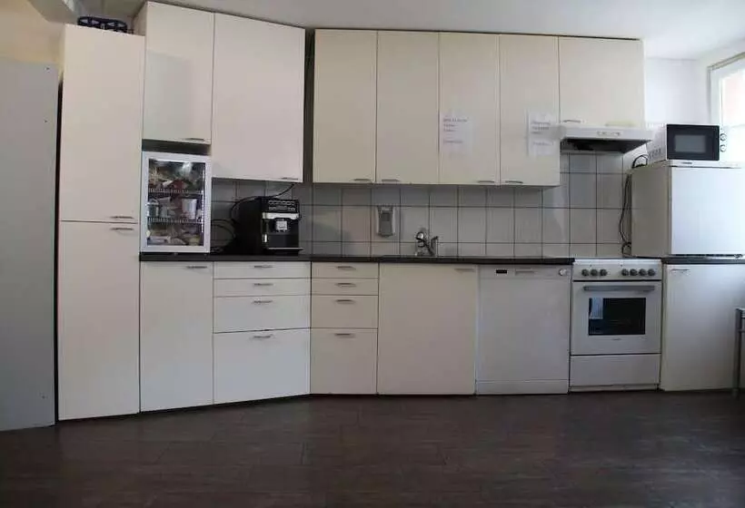 Stay2night City Center Hostel