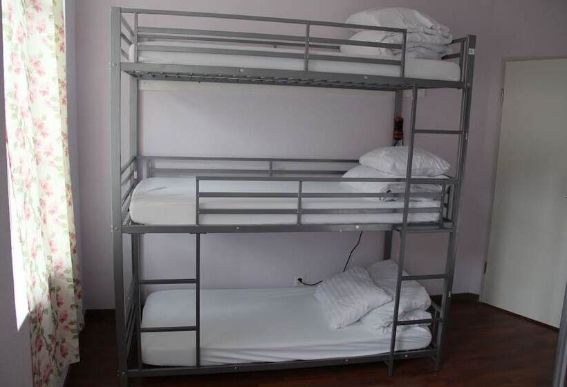 Stay2night City Center Hostel