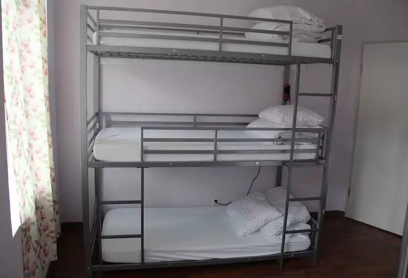 Stay2night City Center Hostel