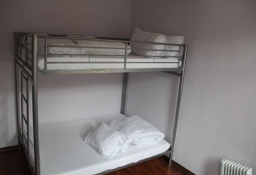 Stay2night City Center Hostel