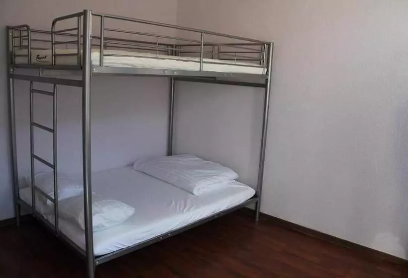 Stay2night City Center Hostel