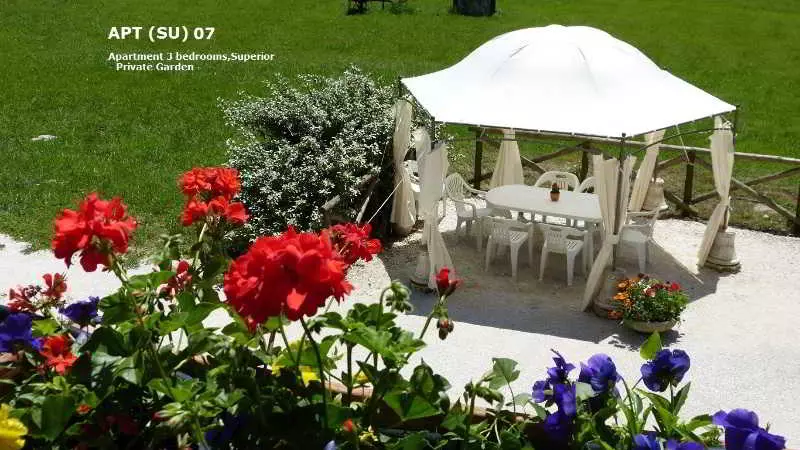 Cerqua Rosara Residence