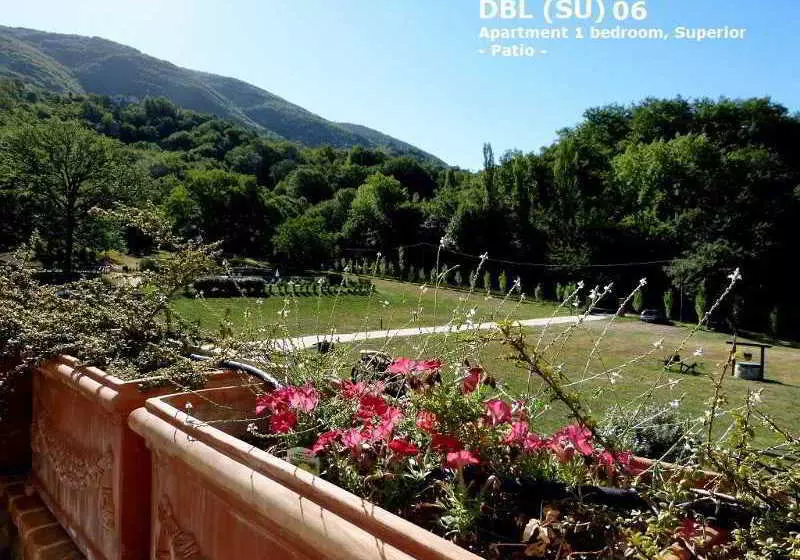 Cerqua Rosara Residence