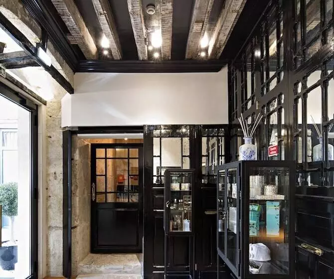 Hotelli Almalusa Baixa/chiado