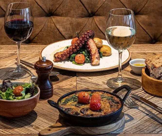 Hotelli Almalusa Baixa/chiado