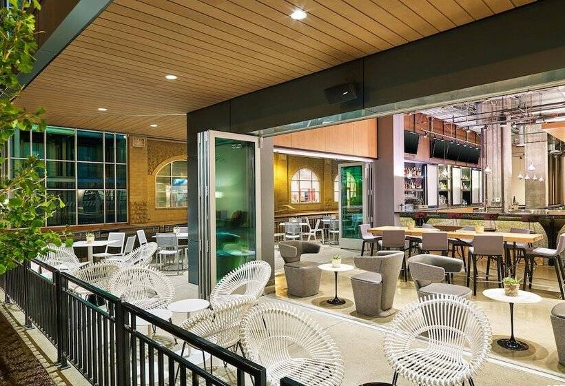 호텔 Aloft Louisville Downtown