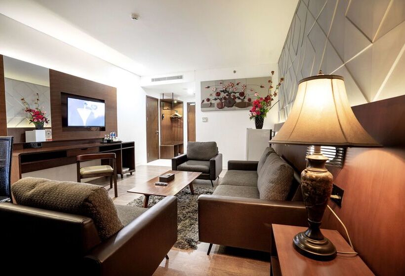 בית מלון כפרי Golden Tulip Pontianak