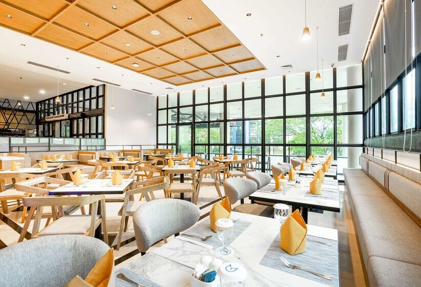 בית מלון כפרי Golden Tulip Pontianak