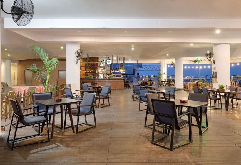 בית מלון כפרי Golden Tulip Pontianak