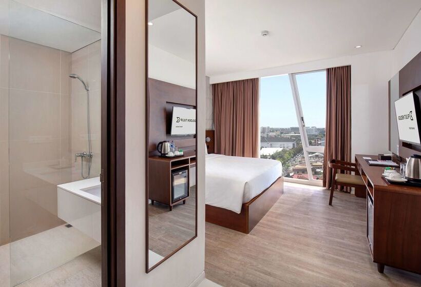 בית מלון כפרי Golden Tulip Pontianak