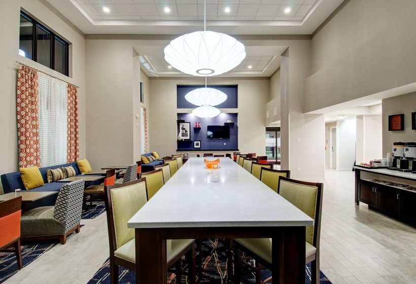 هتل Hampton Inn & Suites Springfield/downtown