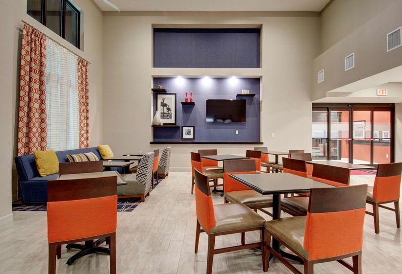 هتل Hampton Inn & Suites Springfield/downtown