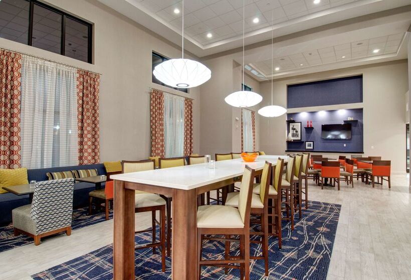 هتل Hampton Inn & Suites Springfield/downtown