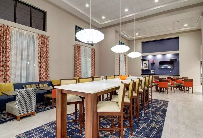 호텔 Hampton Inn & Suites Springfield/downtown