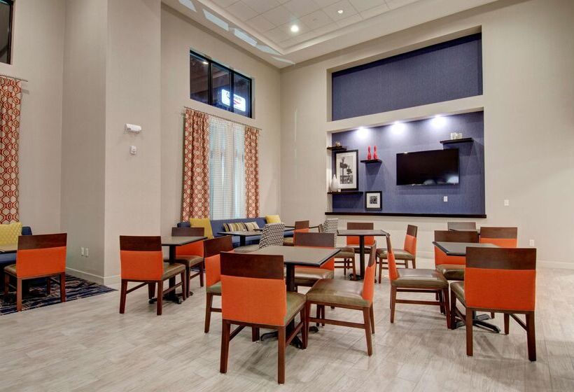 هتل Hampton Inn & Suites Springfield/downtown