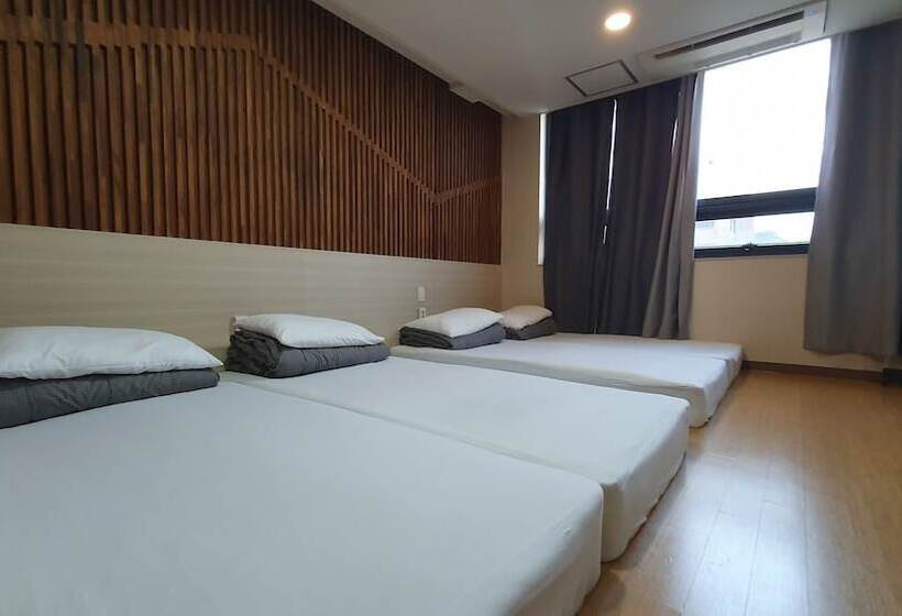 Hotel Hostel Korea Changdeokgung