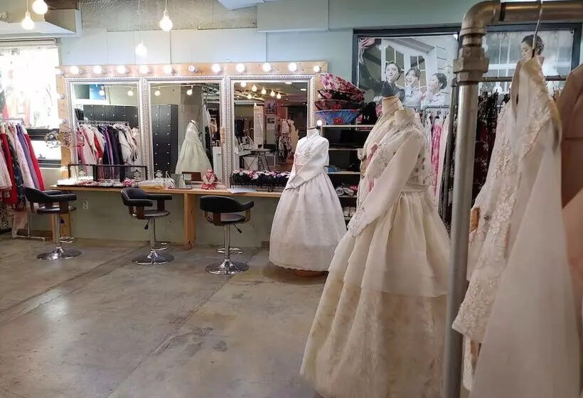 Hotel Hostel Korea   Changdeokgung