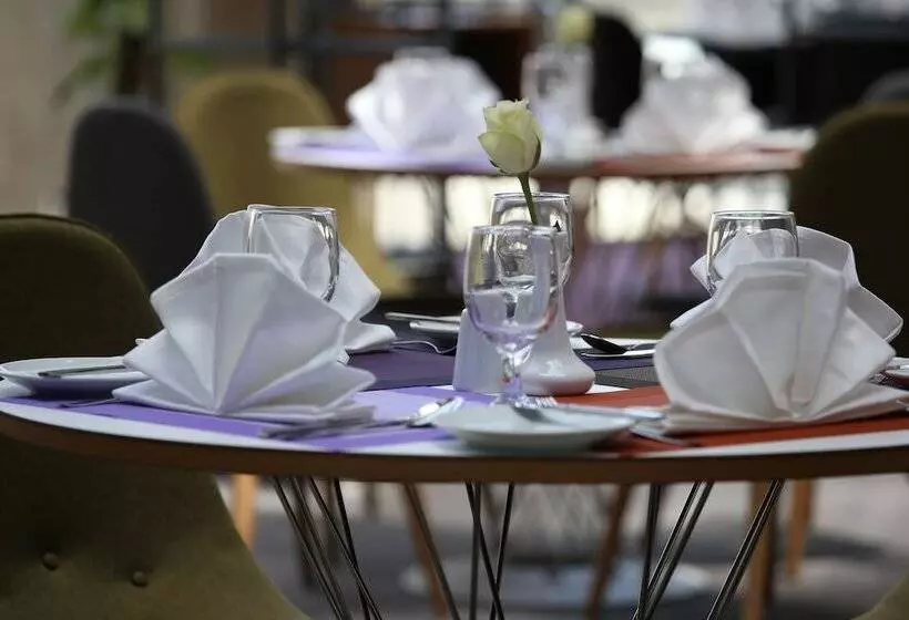 هتل Ibis Styles Dubai Jumeira