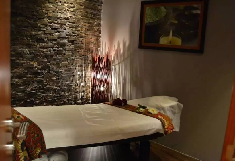 هتل Ibis Styles Dubai Jumeira